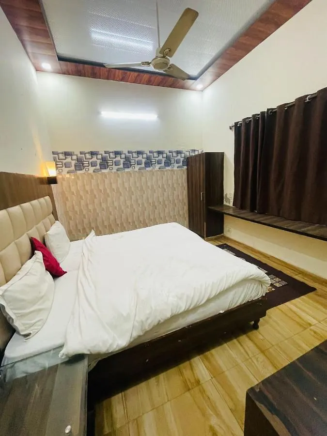 Hotel Bourbon Family Rooms Nagla Dhimar