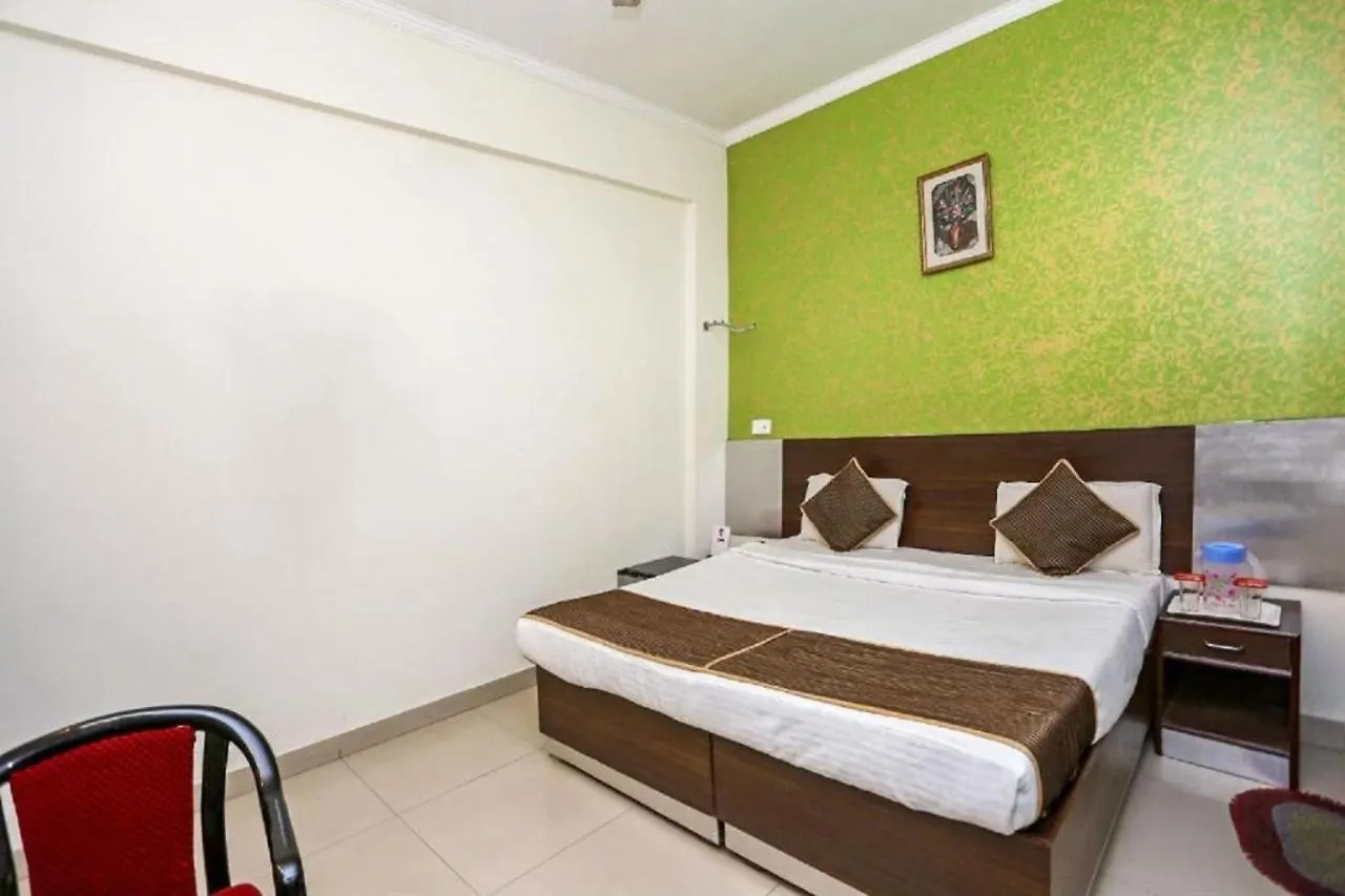 ***  Hotel Bourbon Family Rooms Nagla Dhimar India