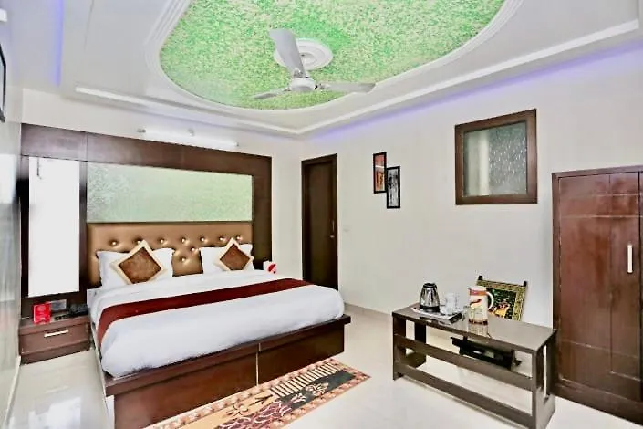 Hotel Bourbon Family Rooms Nagla Dhimar